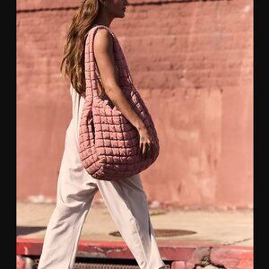 NWT FP Movement Quilted Carryall Bag Color Ballet Slipper